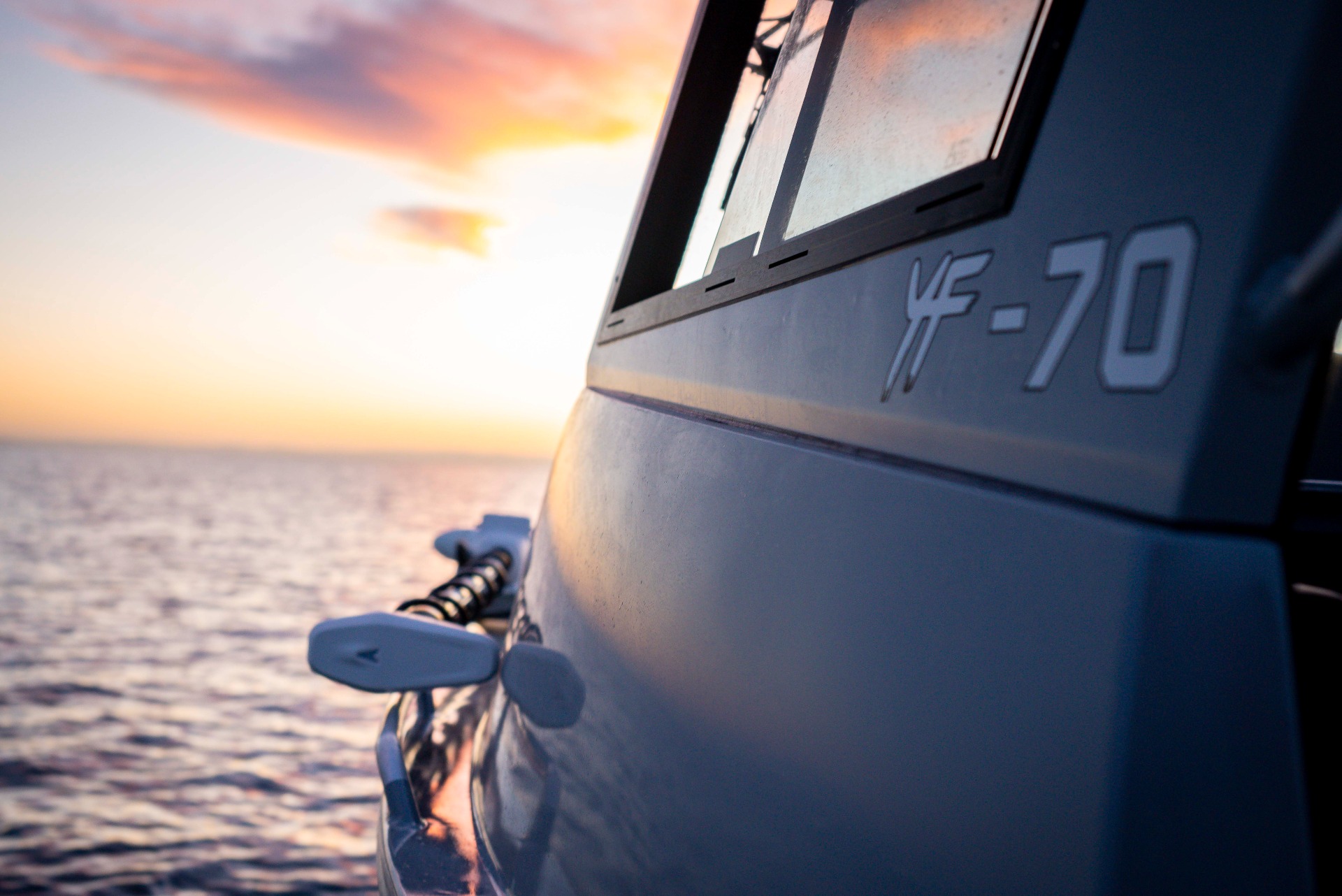 YELLOWFIN YF70 10